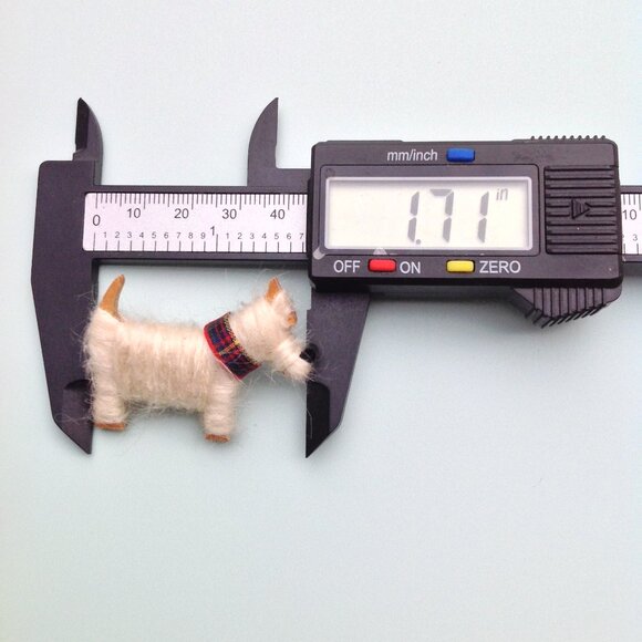 Artisan Brooch Scottish Shetland Wool, Tartan Plaid + Wood Scottie Terrier Dog - Picture 10 of 13